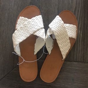 Universal Thread Slides NWT